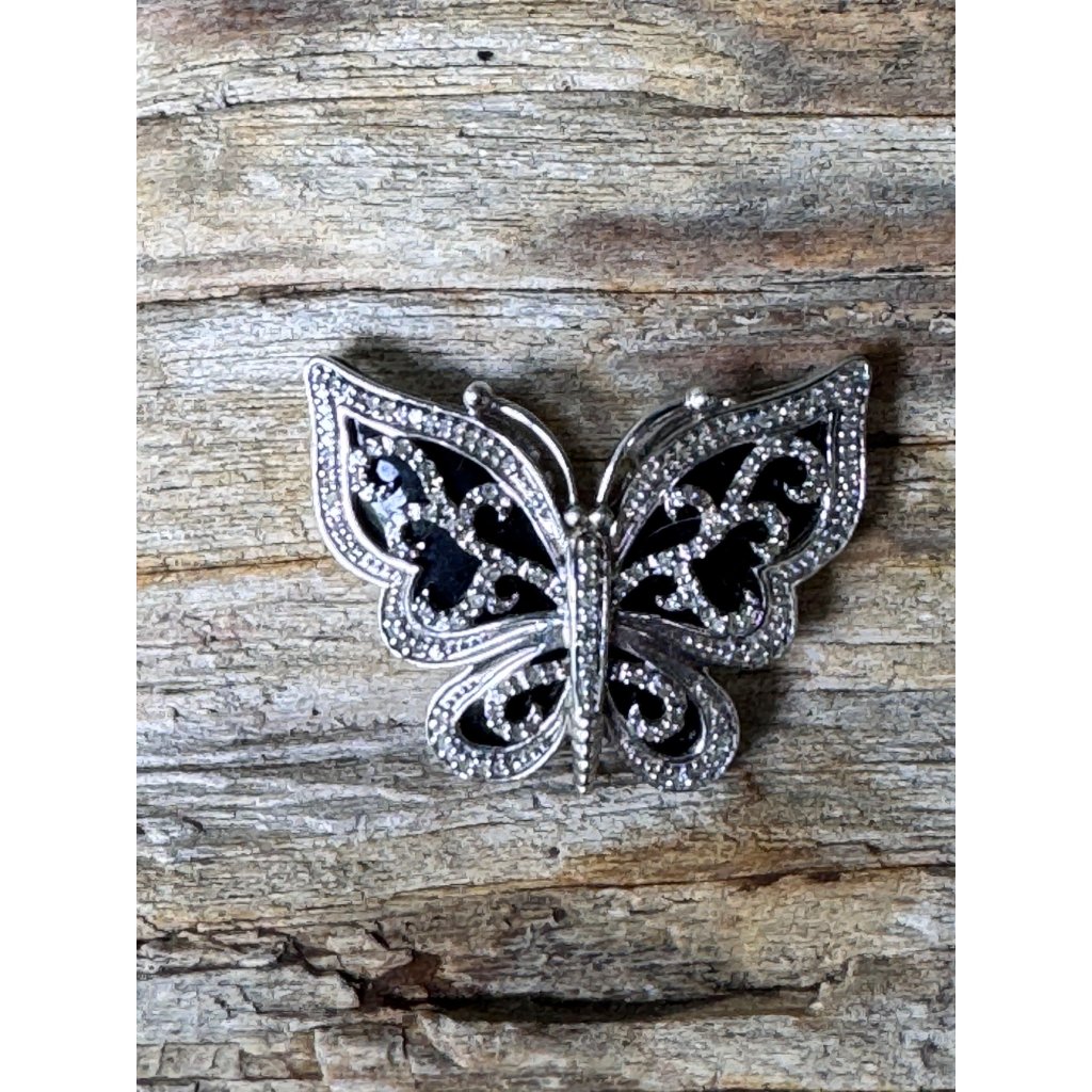 Vintage Sterling Silver Butterfly Pendant With Black Enamel Detailing 742g 49$